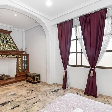 Palacete Del Porvenir Seville Ngoại thất bức ảnh