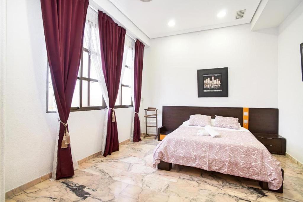 Palacete Del Porvenir Seville Ngoại thất bức ảnh